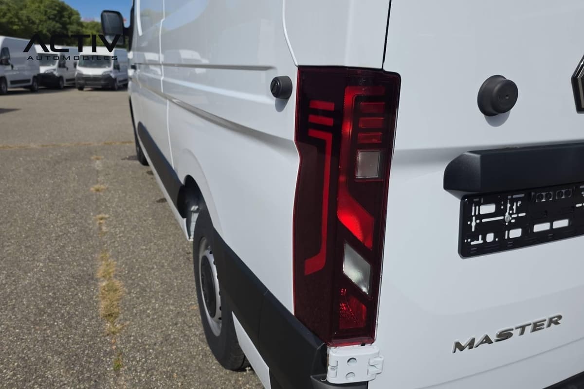 Renault Master Fourgon 2025 – photo 20