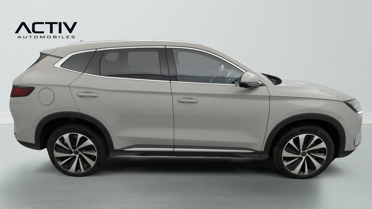 BYD Seal U 1.5l DM-i 218 ch PHEV Boost 2026 d'occasion — photo 8 sur 20