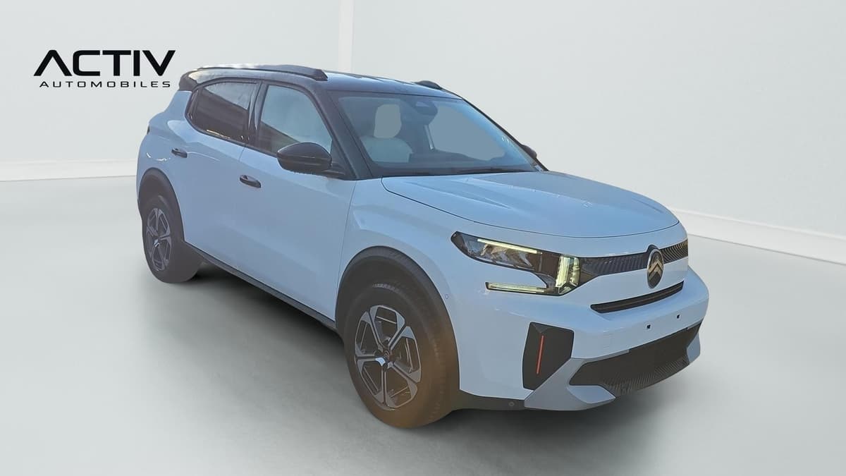 Citroën C3 Aircross : vue avant trois quarts droit, toit bi-ton et jantes alliage