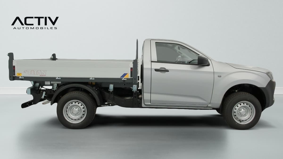 Isuzu D-MAX : profil droit d'un pick-up simple cabine avec benne basculante en aluminium