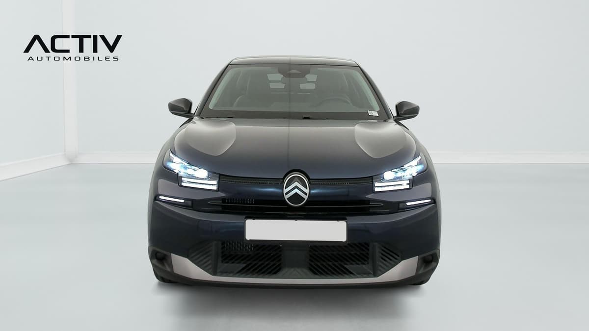 Citroën C4 : face avant avec projecteurs LED et feux diurnes à LED