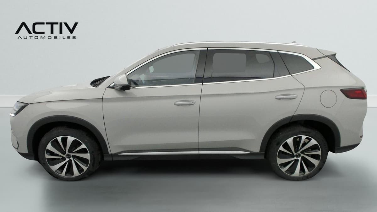 BYD Seal U 1.5l DM-i 218 ch PHEV Boost 2026 d'occasion — photo 4 sur 20