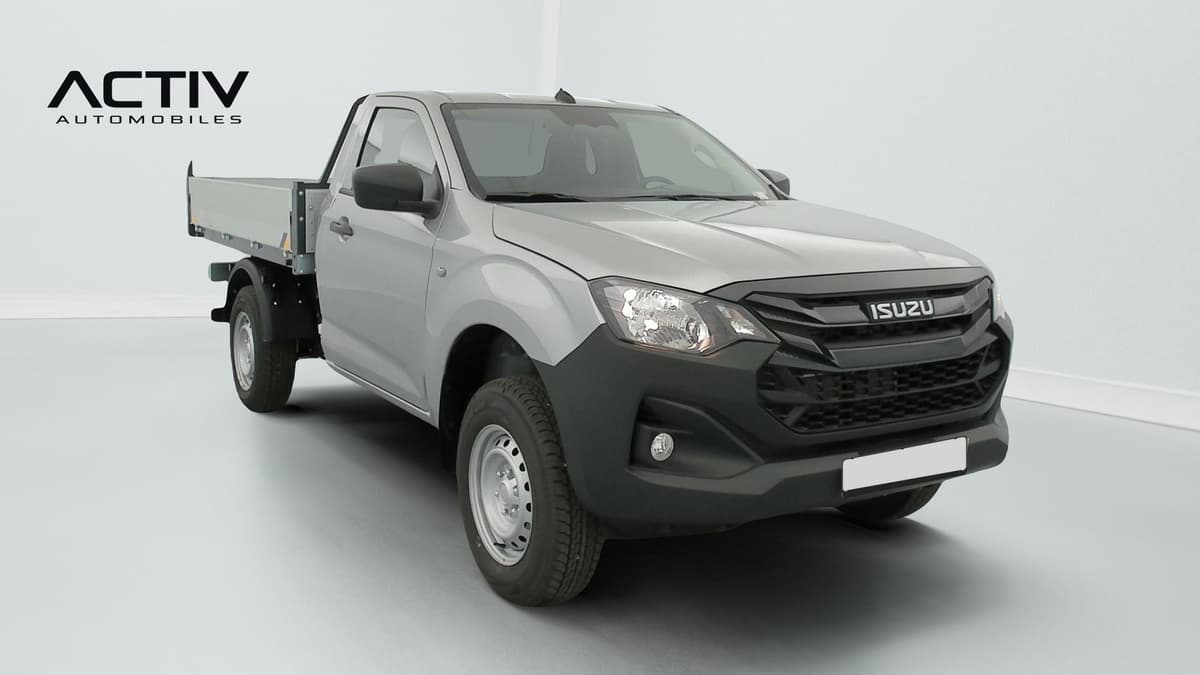 Isuzu D-MAX : pick-up simple cabine vu de trois quarts avant droit avec plateau basculant