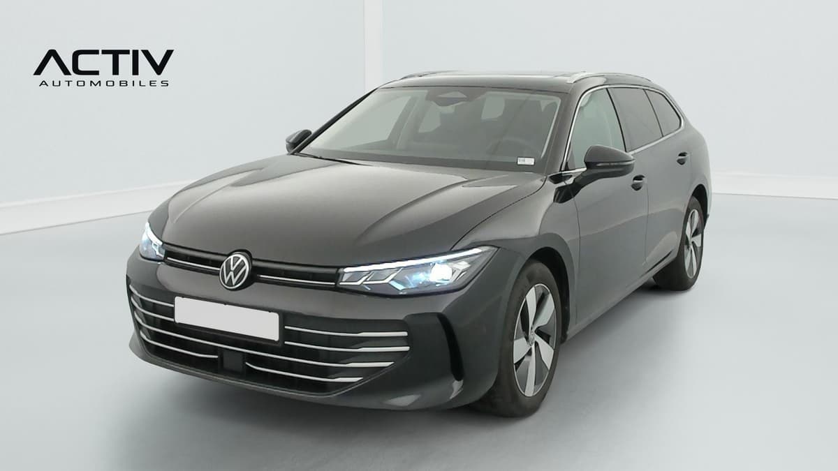 Volkswagen Passat 2025 d'occasion, boîte automatique, diesel, 12 743 km