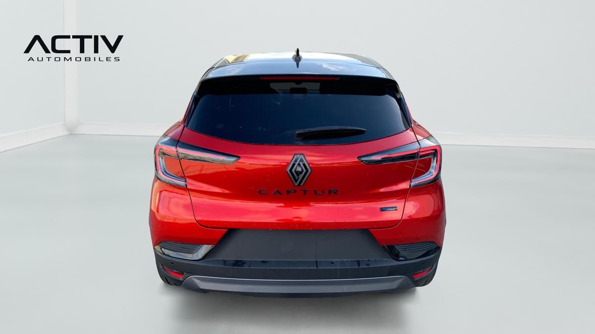 Renault Captur E-Tech full hybrid 160 ch esprit Alpine 2026 d'occasion — photo 6 sur 20