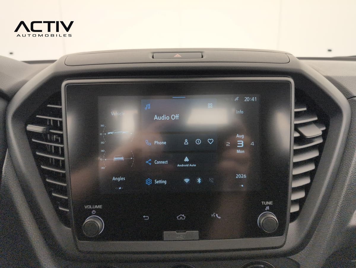 Isuzu D-MAX : écran tactile multimédia avec menus Android Auto, Bluetooth et Wi-Fi