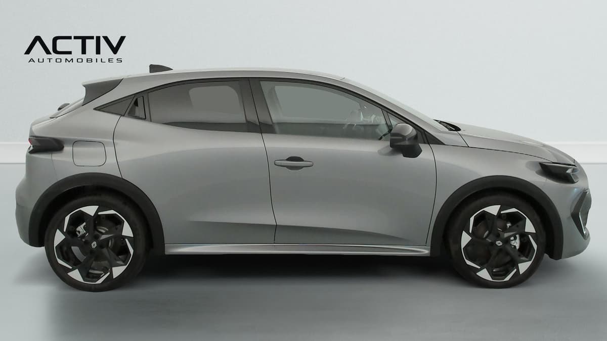 Renault Clio 6 : profil droit gris avec jantes bicolores noir et argent et rétroviseur noir