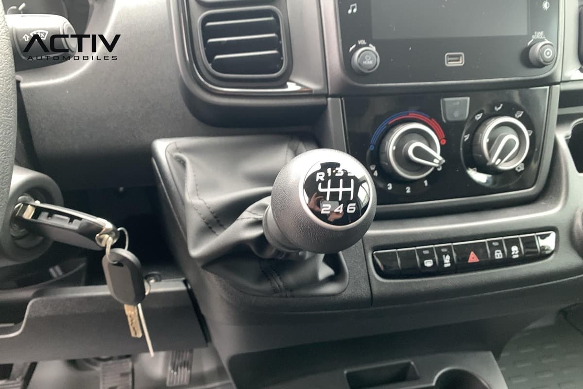 Peugeot Boxer Fourgon BOXER FGN DIESEL 140 CH L2H2 3.3 T MANUELLE ACTIVE 2026 d'occasion — photo 15 sur 20