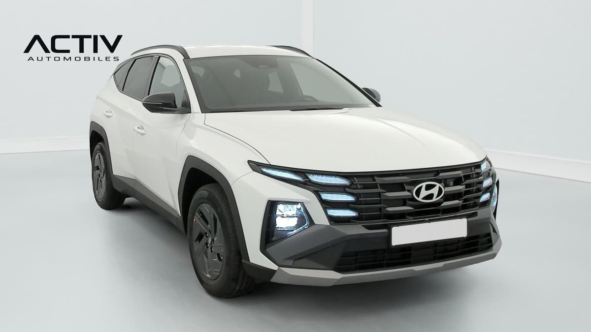 Hyundai Tucson : avant trois quarts droit, feux à LED et calandre à motif paramétrique