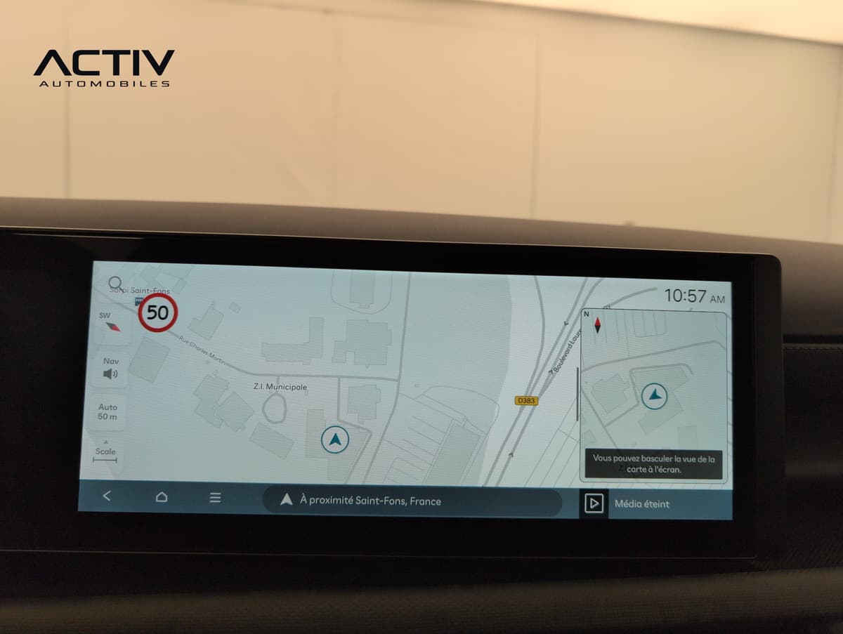 Hyundai Tucson : écran tactile central affichant la navigation cartographique