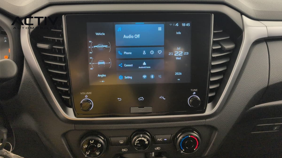 Isuzu D-MAX : écran tactile multimédia avec Android Auto, Bluetooth et climatisation manuelle