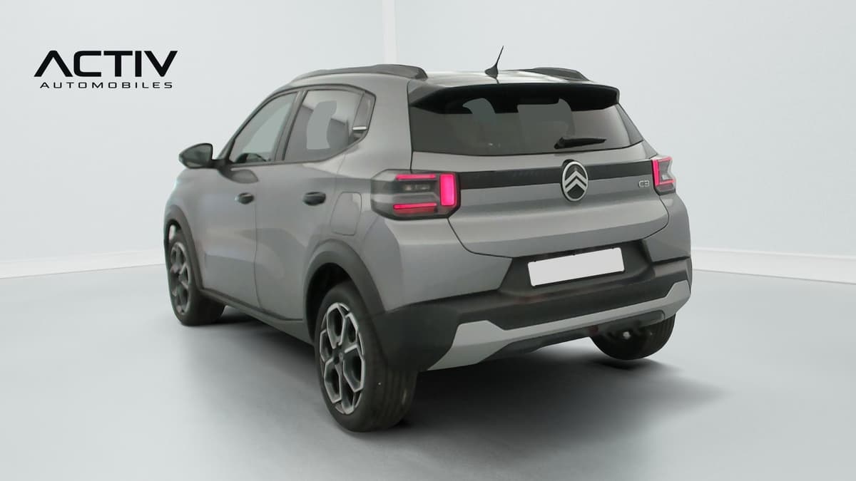 Citroën C3 : arrière trois quarts gauche avec feux à LED et jantes alliage diamantées