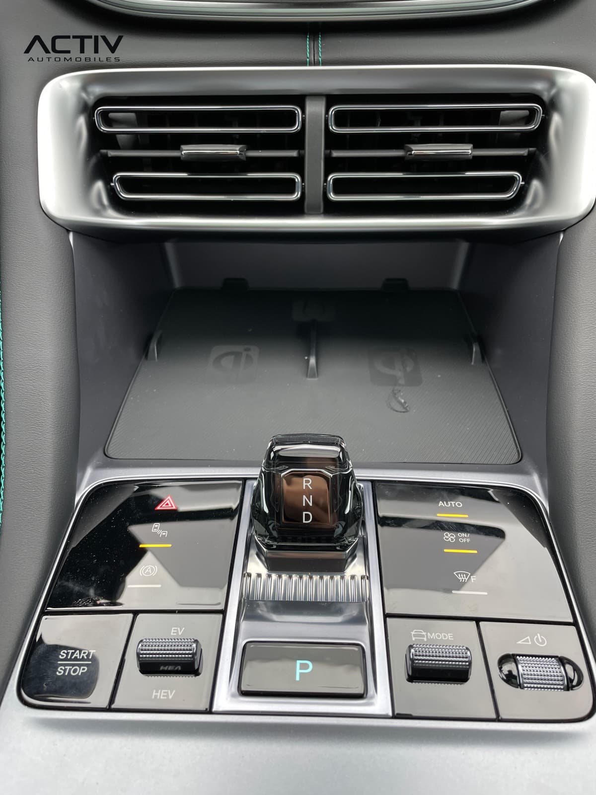 BYD Seal U 1.5l DM-i 218 ch PHEV Boost 2026 d'occasion — photo 14 sur 20