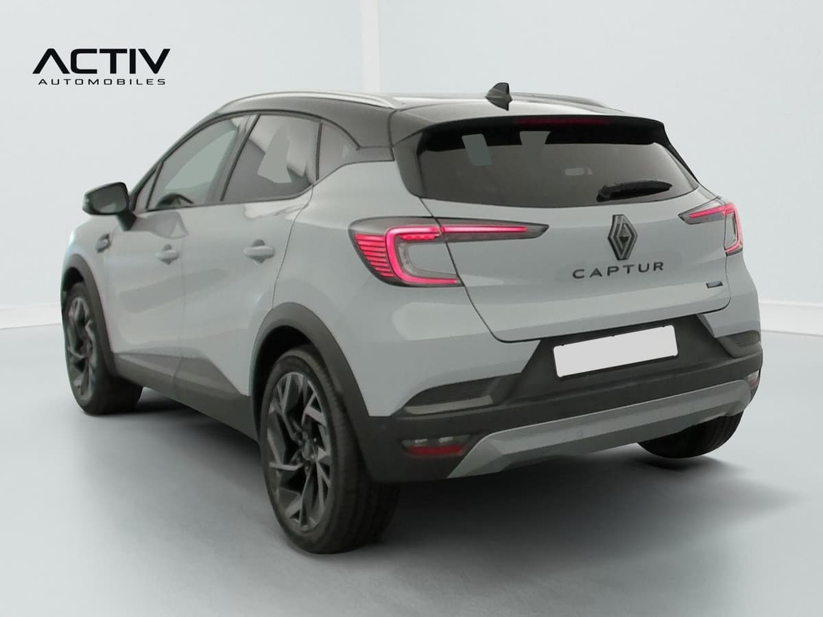 Renault Captur E-Tech full hybrid 160 ch esprit Alpine 2026 d'occasion — photo 5 sur 20