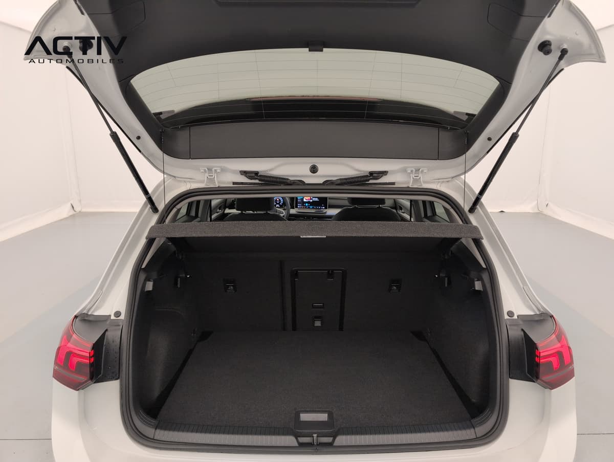 Volkswagen Golf 8 2025 – photo 11