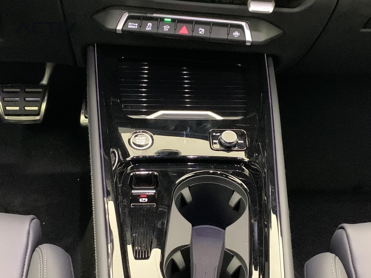 Audi Q3 Sportback Hybride E-HYBRID 272 CH S TRONIC 6 S LINE 2026 d'occasion — photo 15 sur 20