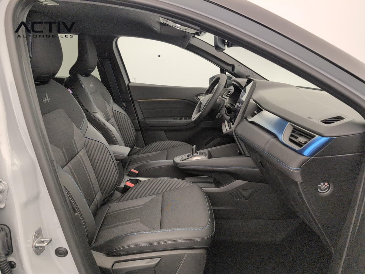 Renault Captur E-Tech full hybrid 160 ch esprit Alpine 2026 d'occasion — photo 9 sur 20