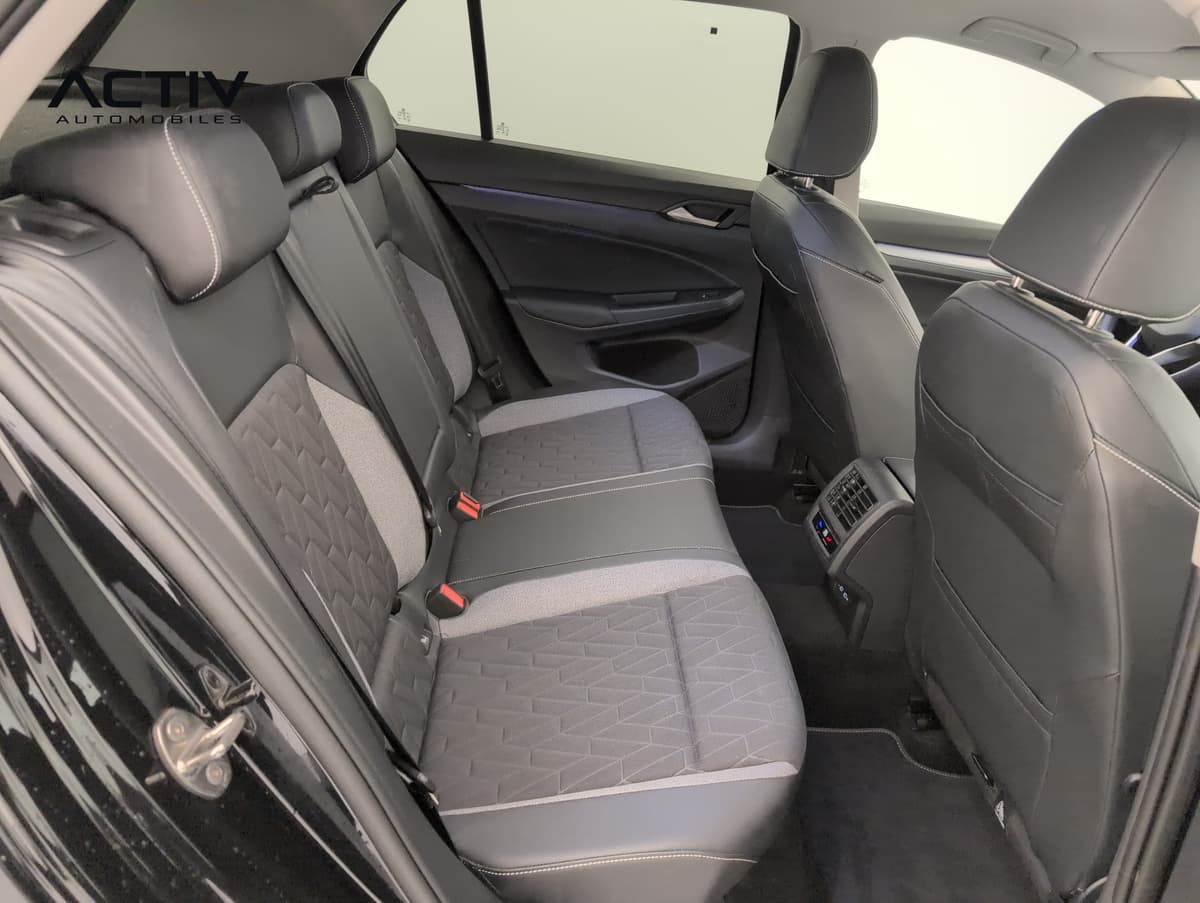 Volkswagen Golf 8 2025 – photo 10