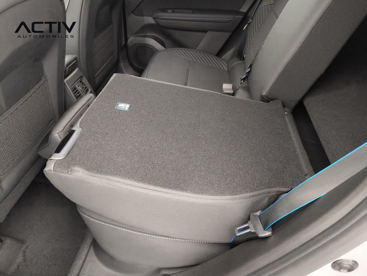Renault Captur E-Tech full hybrid 160 ch esprit Alpine 2026 d'occasion — photo 16 sur 20