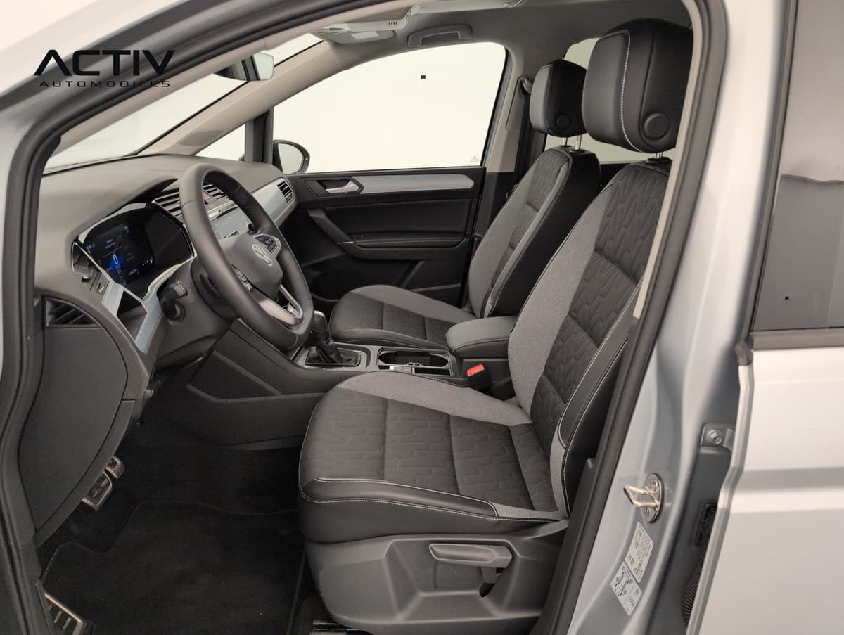 Volkswagen Touran 2025 – photo 16