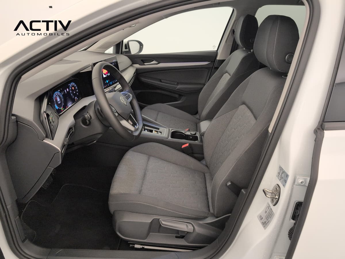 Volkswagen Golf 8 2025 – photo 16