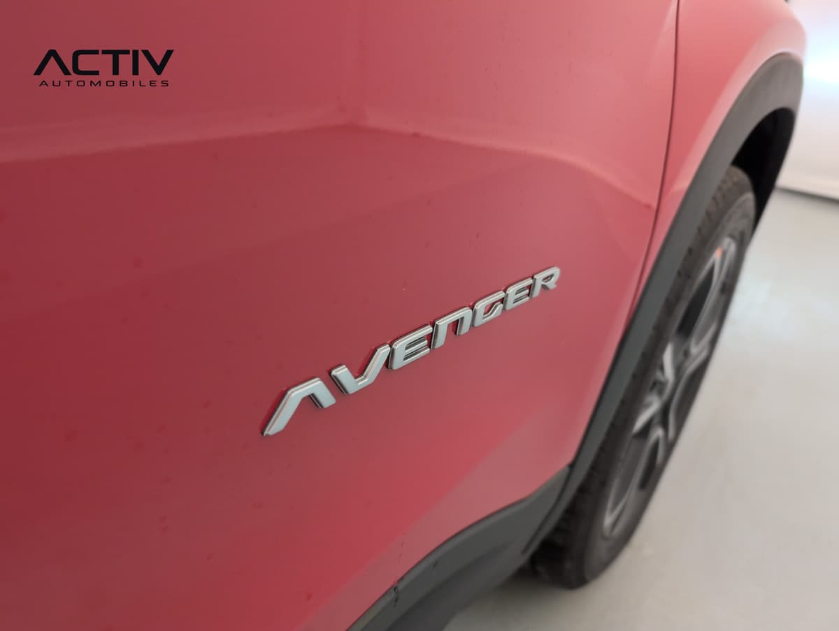 Jeep Avenger 1.2 Turbo T3 110 ch e-Hybrid BVR6 Summit 2026 d'occasion — photo 12 sur 20
