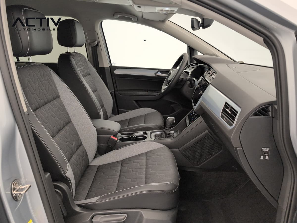 Volkswagen Touran 2025 – photo 9