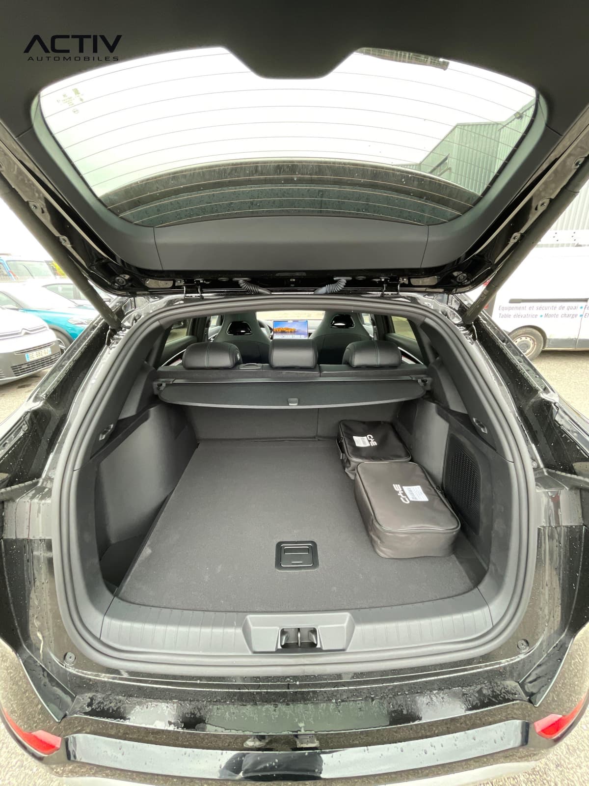 BYD Seal U 1.5l DM-i 218 ch PHEV Boost 2026 d'occasion — photo 18 sur 20