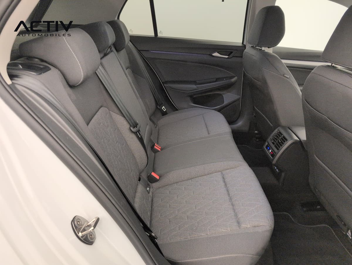 Volkswagen Golf 8 2025 – photo 10