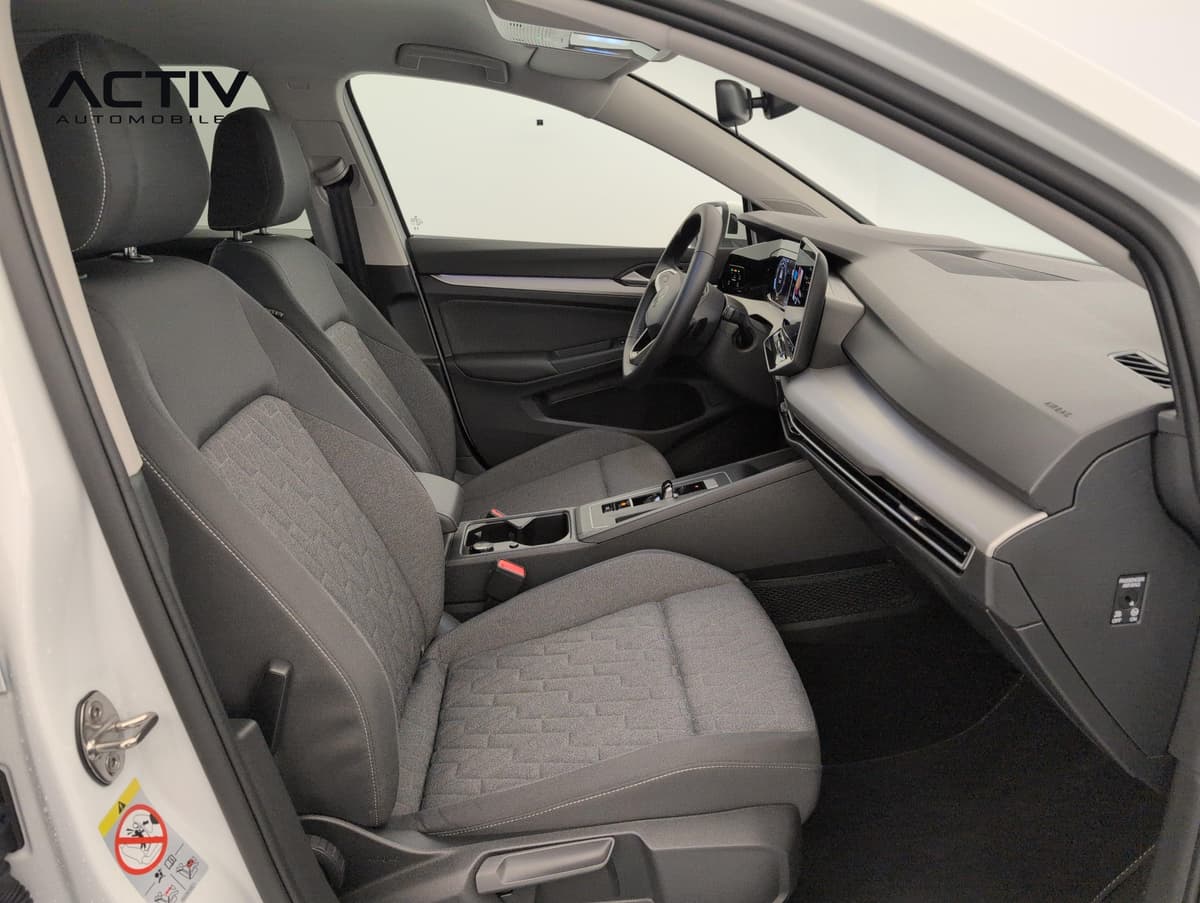 Volkswagen Golf 8 2025 – photo 8