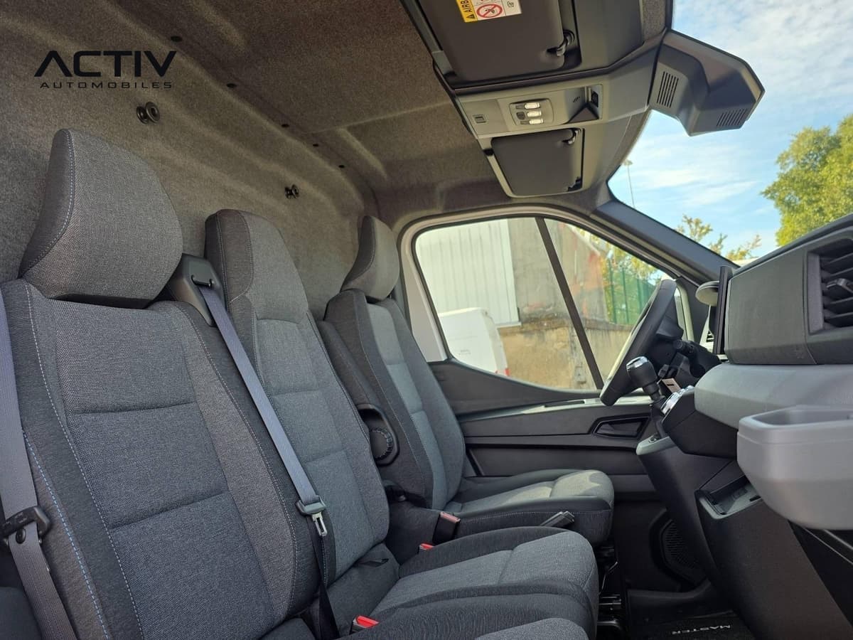 Renault Master Fourgon 2025 – photo 9