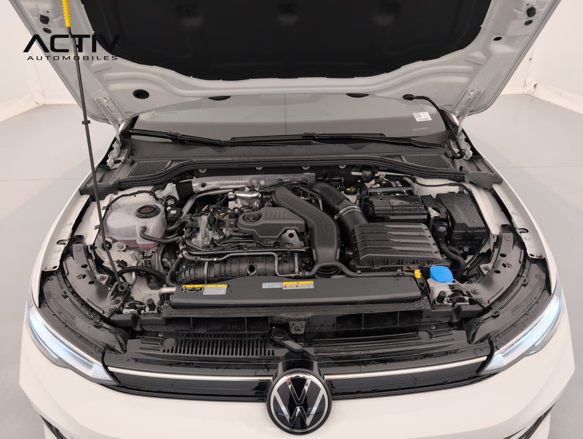 Volkswagen Golf 8 2025 – photo 20