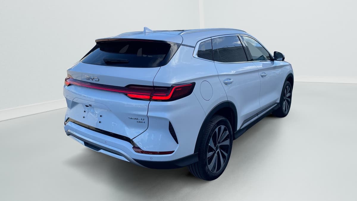 BYD Seal U 1.5l DM-i 218 ch PHEV Boost 2026 d'occasion — photo 7 sur 20