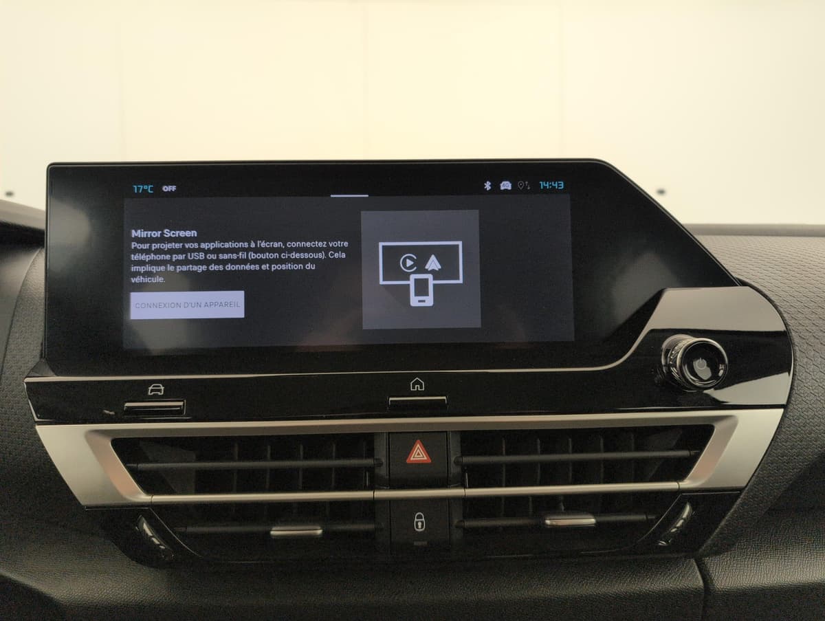 Citroën C4 Hybride 145 ch e-DCS6 Plus 2025 d'occasion — photo 20 sur 20