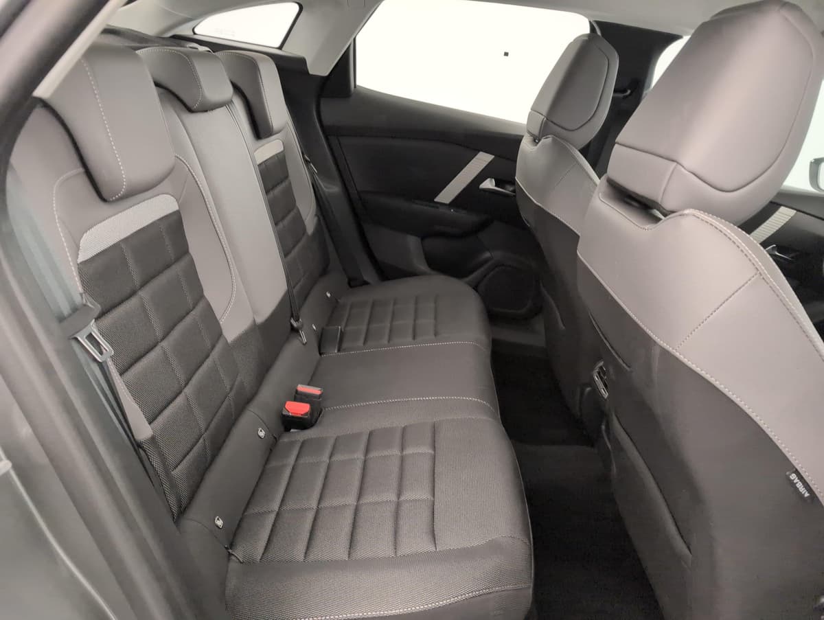 Citroën C4 Hybride 145 ch e-DCS6 Plus 2025 d'occasion — photo 10 sur 20