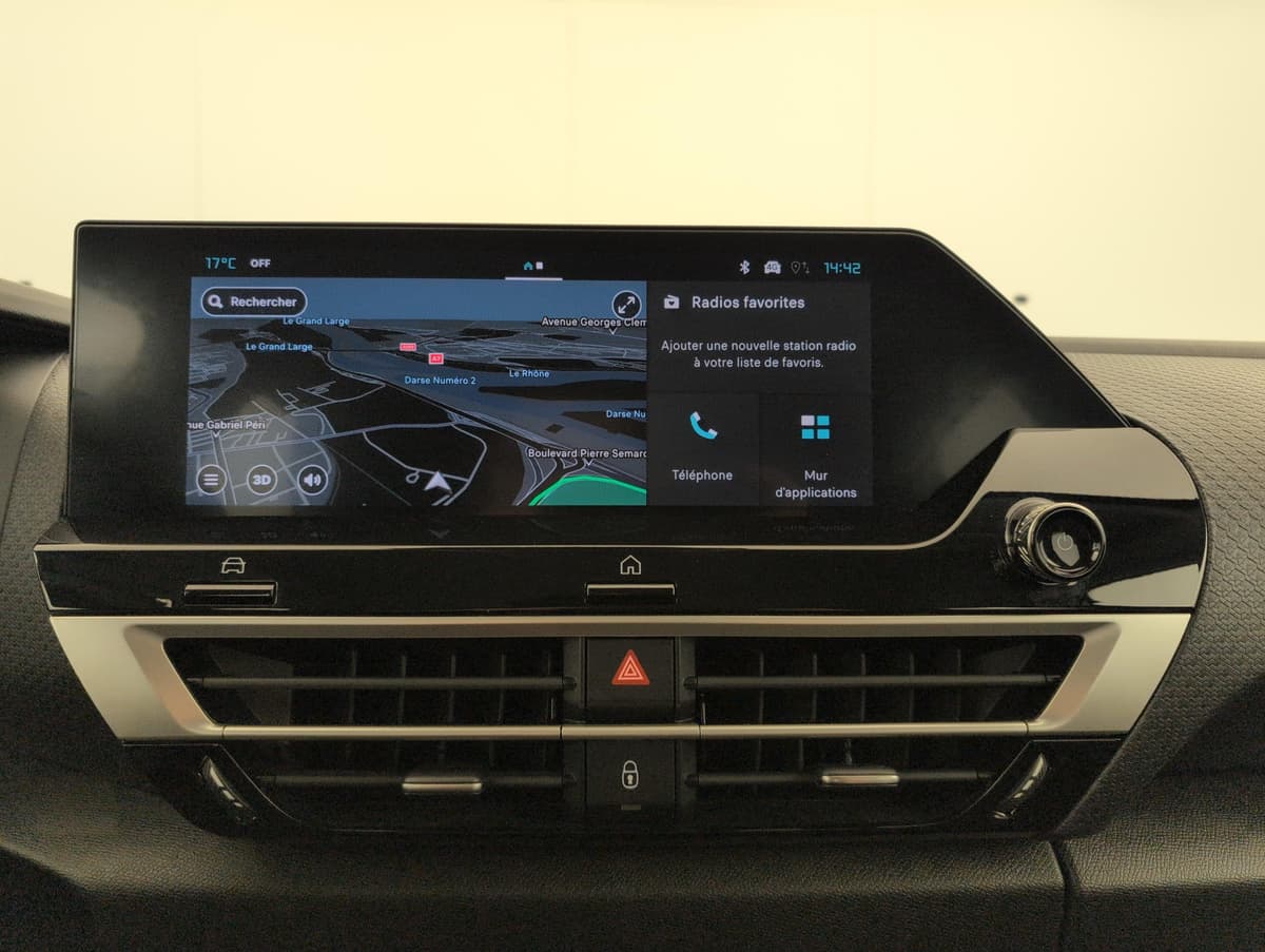 Citroën C4 Hybride 145 ch e-DCS6 Plus 2025 d'occasion — photo 18 sur 20