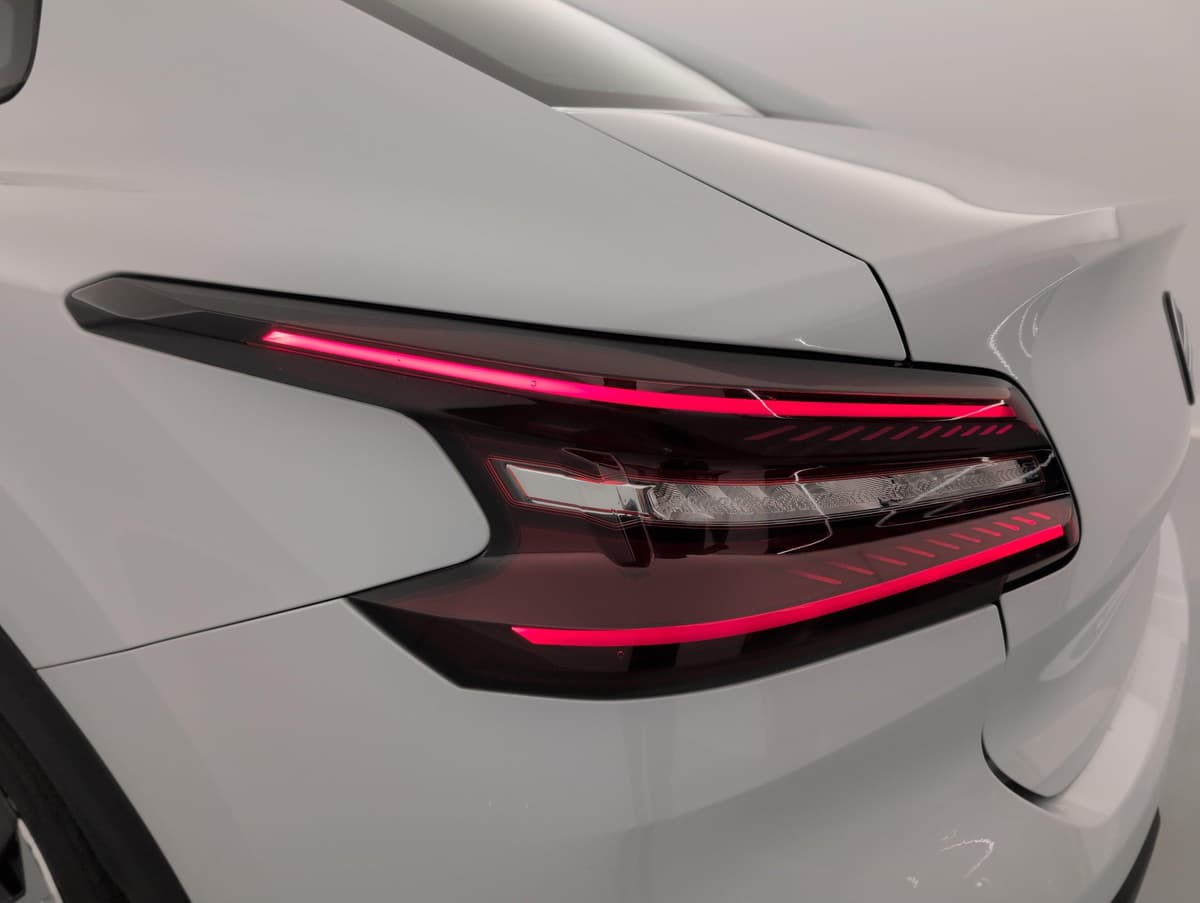 Citroën C4 X Hybride 145 ch e-DCS6 Plus 2025 d'occasion — photo 9 sur 20
