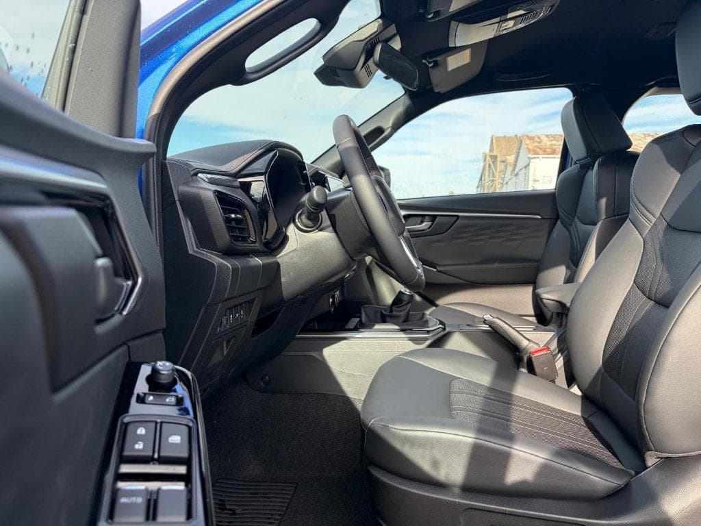 Isuzu D-Max 2.2L SPACE CABINE M/T PRESTIGE 2026 d'occasion — photo 16 sur 20