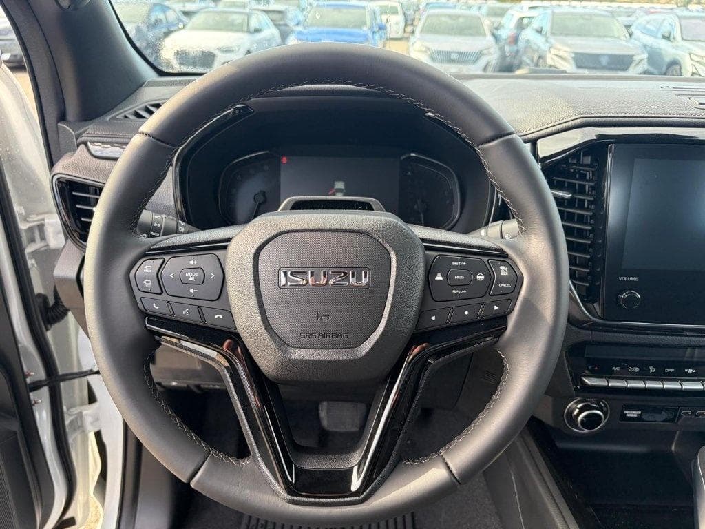 Isuzu D-Max 2.2L SPACE CABINE A/T NITRO SPORT 2026 d'occasion — photo 10 sur 20