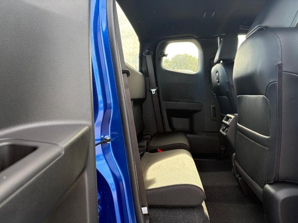 Isuzu D-Max 2.2L SPACE CABINE M/T PRESTIGE 2026 d'occasion — photo 15 sur 20