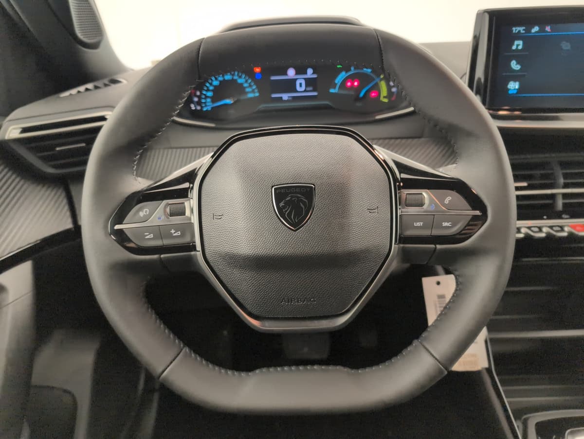Peugeot 2008 Hybrid 110 ch e-DCS6 Edition 2026 d'occasion — photo 13 sur 20