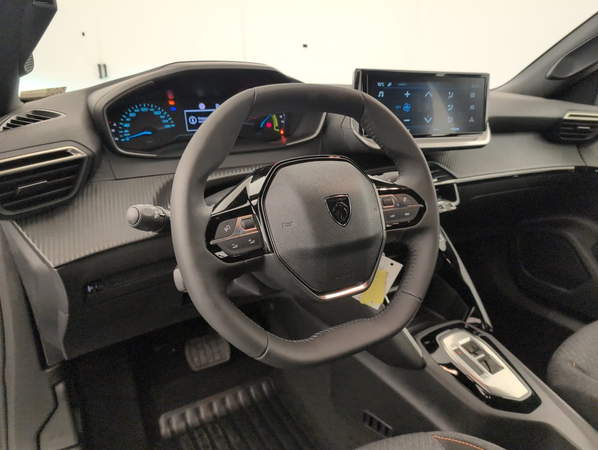 Peugeot 2008 Hybrid 110 ch e-DCS6 Edition 2026 d'occasion — photo 15 sur 20