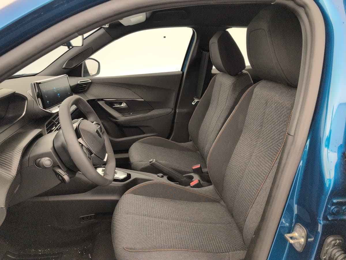 Peugeot 2008 Hybrid 110 ch e-DCS6 Edition 2026 d'occasion — photo 15 sur 20