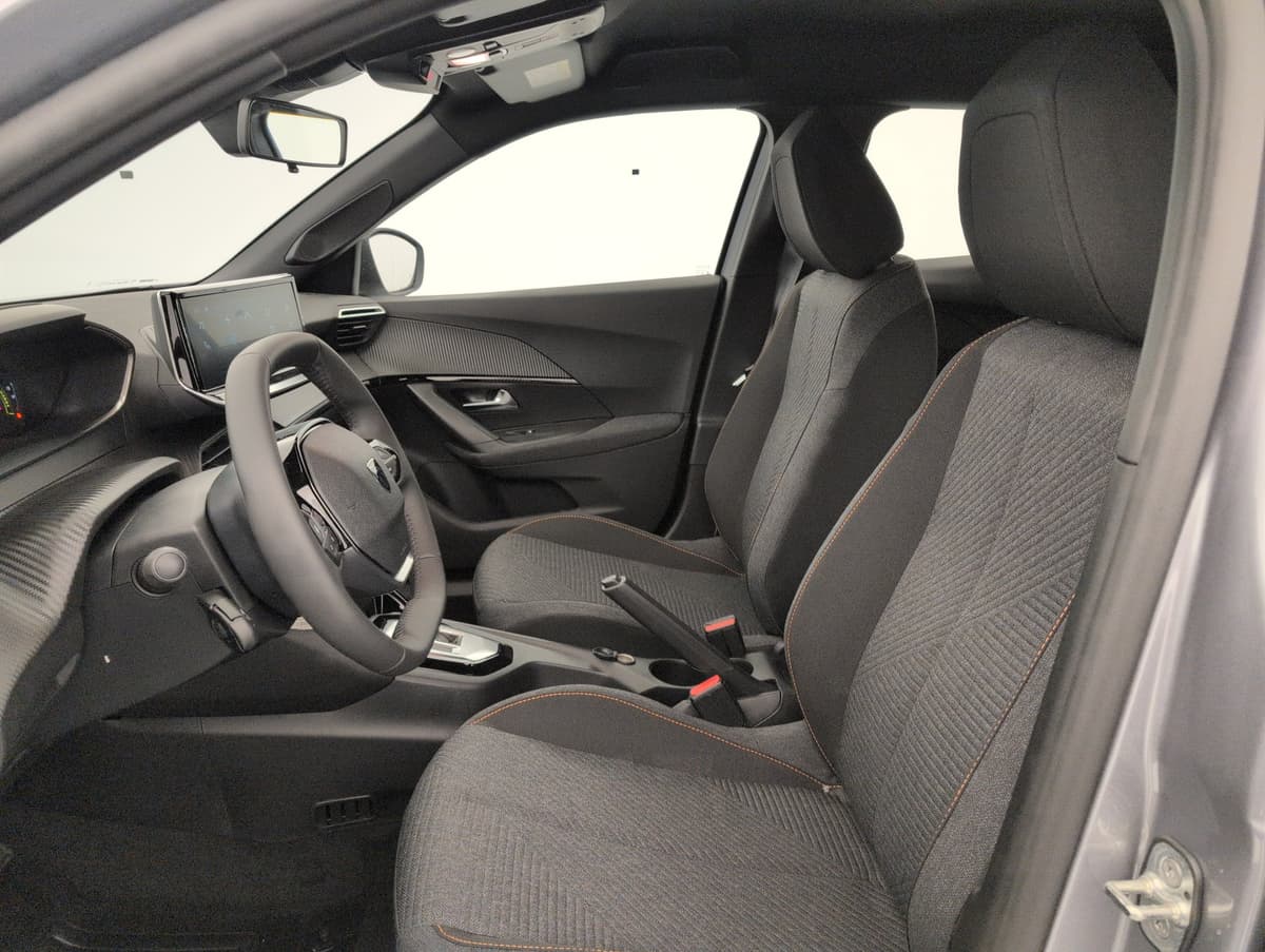 Peugeot 2008 Hybrid 110 ch e-DCS6 Edition 2026 d'occasion — photo 17 sur 20