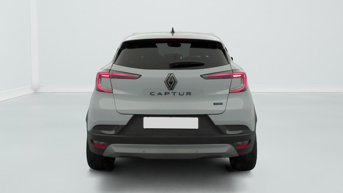 Renault Captur E-Tech full hybrid 160 ch esprit Alpine 2026 d'occasion — photo 5 sur 20