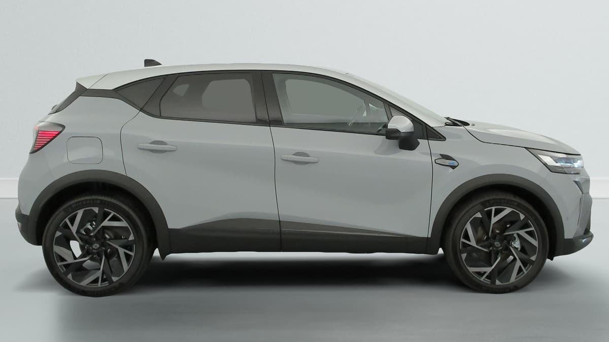 Renault Captur E-Tech full hybrid 160 ch esprit Alpine 2026 d'occasion — photo 7 sur 20