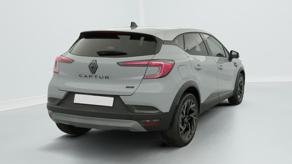 Renault Captur E-Tech full hybrid 160 ch esprit Alpine 2026 d'occasion — photo 6 sur 20