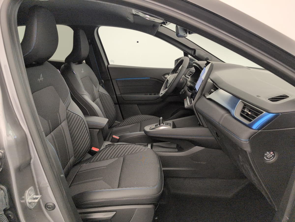 Renault Captur E-Tech full hybrid 160 ch esprit Alpine 2026 d'occasion — photo 6 sur 20