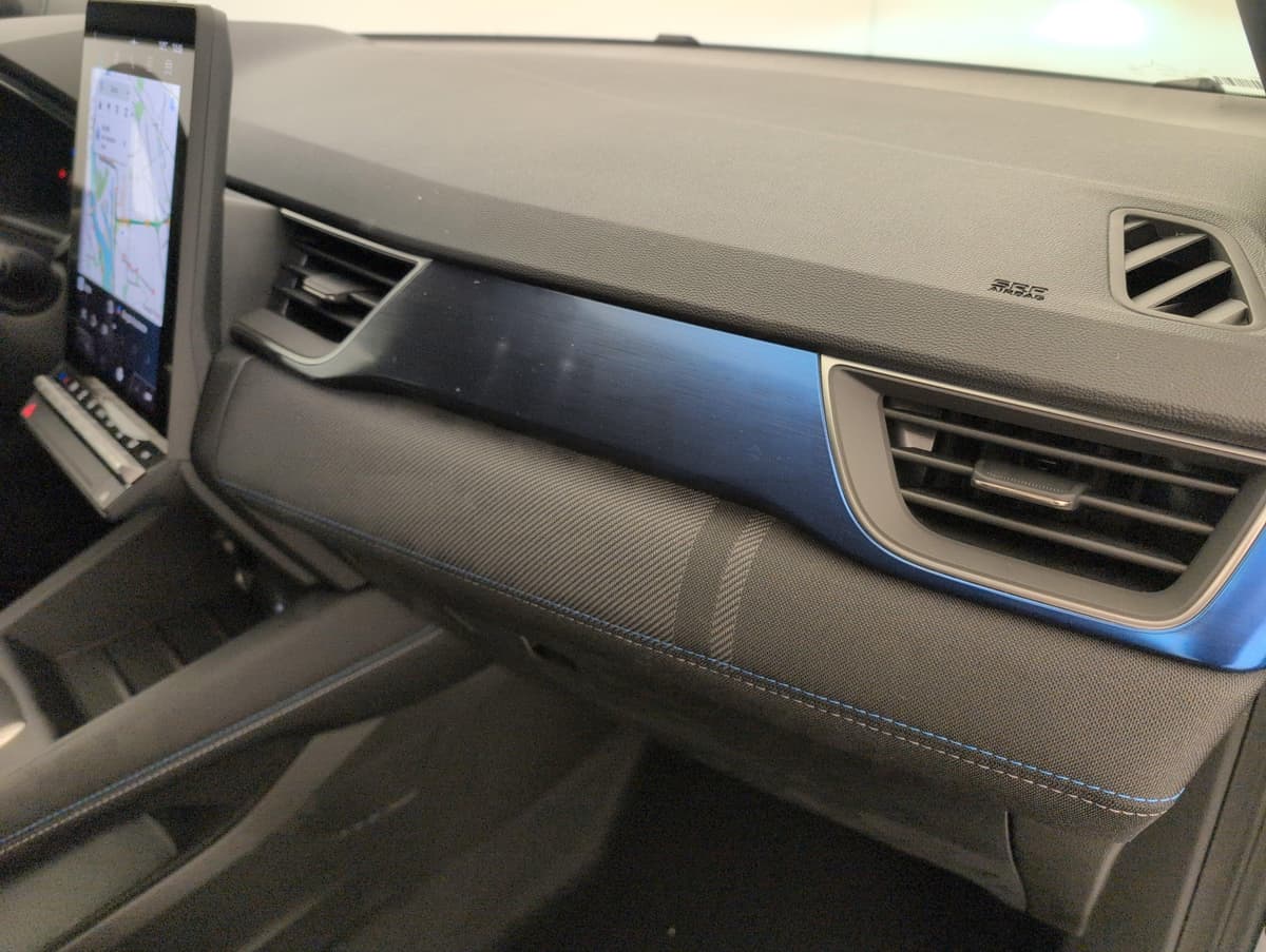 Renault Captur E-Tech full hybrid 160 ch esprit Alpine 2026 d'occasion — photo 12 sur 20