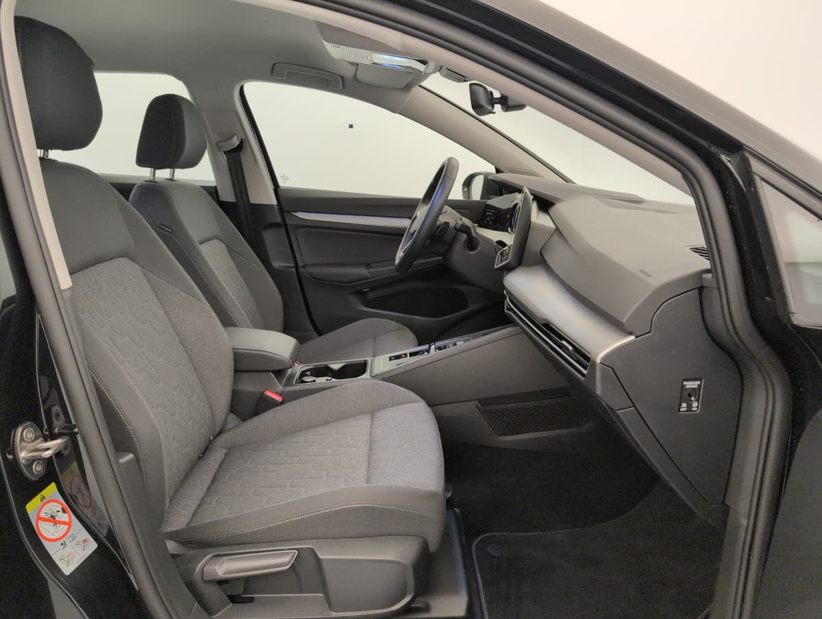 Volkswagen Golf 8 1.5 eTSI EVO2 116 DSG7 Life Plus 2025 d'occasion — photo 9 sur 20